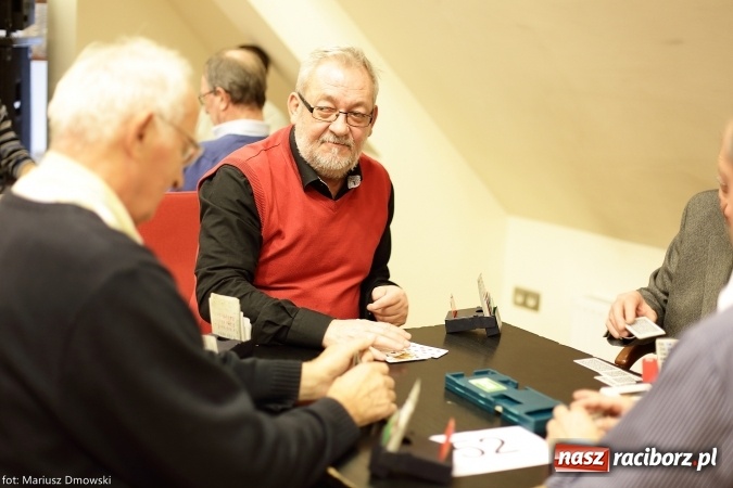 Zdjęcie w galerii na portalu naszraciborz.pl: Turniej Brydża Sportowego Pamięci Emila Olbrota na zamku za nami  wiadomości z regionu
