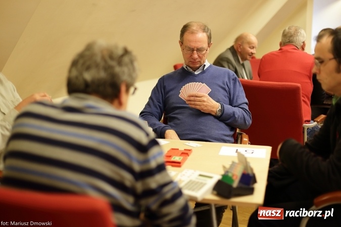 Zdjęcie w galerii na portalu naszraciborz.pl: Turniej Brydża Sportowego Pamięci Emila Olbrota na zamku za nami  wiadomości z regionu