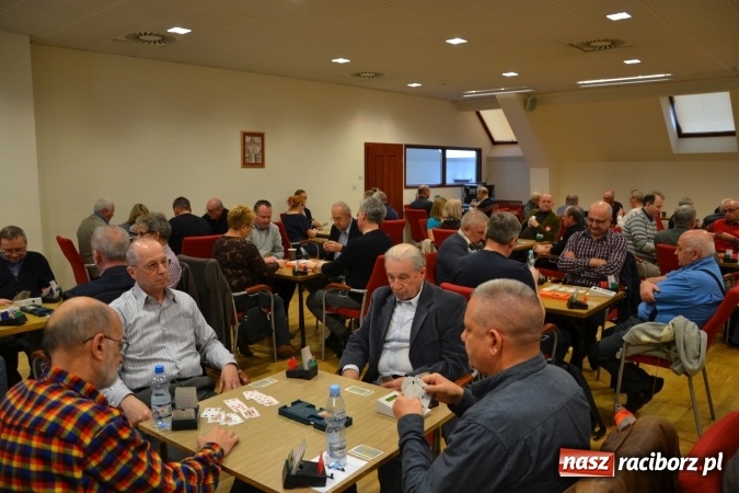 Zdjęcie w galerii na portalu naszraciborz.pl: Turniej Brydża Sportowego Pamięci Emila Olbrota na zamku za nami  wiadomości z regionu