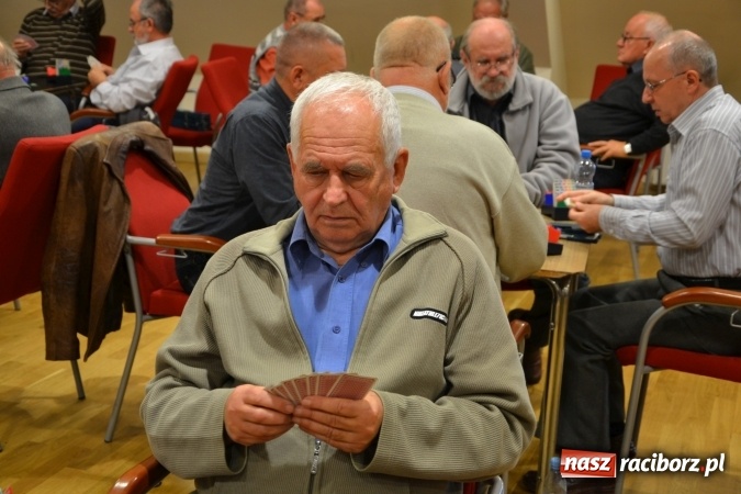 Zdjęcie w galerii na portalu naszraciborz.pl: Turniej Brydża Sportowego Pamięci Emila Olbrota na zamku za nami  wiadomości z regionu