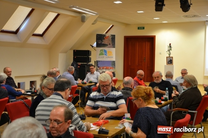Zdjęcie w galerii na portalu naszraciborz.pl: Turniej Brydża Sportowego Pamięci Emila Olbrota na zamku za nami  wiadomości z regionu