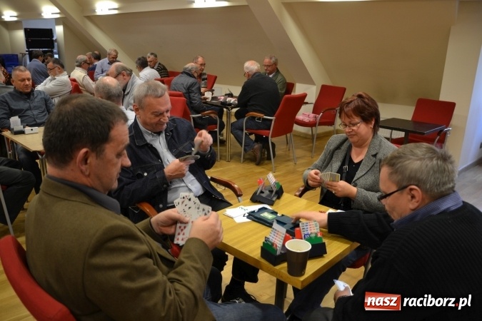 Zdjęcie w galerii na portalu naszraciborz.pl: Turniej Brydża Sportowego Pamięci Emila Olbrota na zamku za nami  wiadomości z regionu