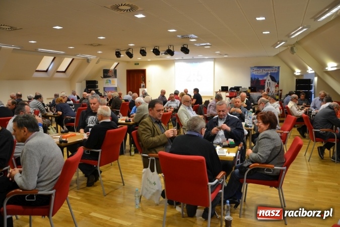Zdjęcie w galerii na portalu naszraciborz.pl: Turniej Brydża Sportowego Pamięci Emila Olbrota na zamku za nami  wiadomości z regionu