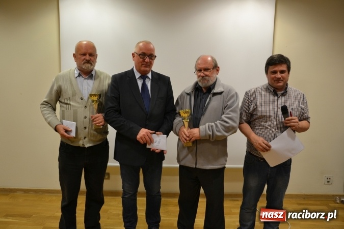 Zdjęcie w galerii na portalu naszraciborz.pl: Turniej Brydża Sportowego Pamięci Emila Olbrota na zamku za nami  wiadomości z regionu