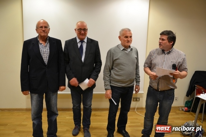 Zdjęcie w galerii na portalu naszraciborz.pl: Turniej Brydża Sportowego Pamięci Emila Olbrota na zamku za nami  wiadomości z regionu