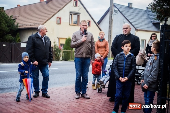 Zdjęcie w galerii na portalu naszraciborz.pl: Rogale świętomarcińskie i korowód w Studziennej wiadomości z regionu