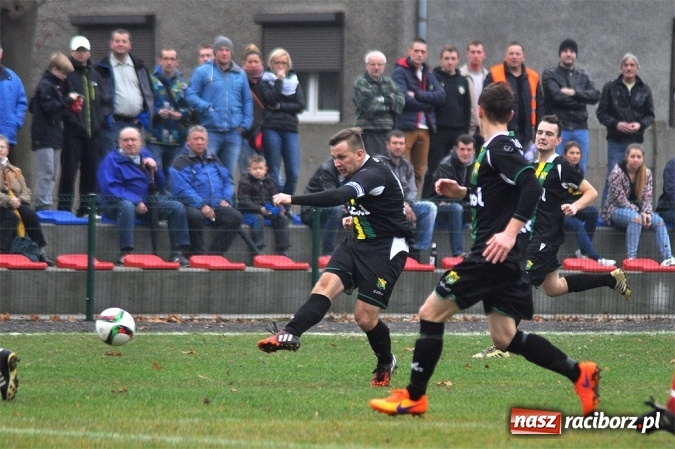 Zdjęcie w galerii na portalu naszraciborz.pl: Buk Rudy liderem A klasy po skromnej wygranej w Tworkowie wiadomości z regionu