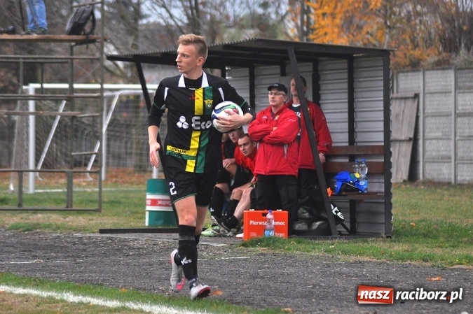 Zdjęcie w galerii na portalu naszraciborz.pl: Buk Rudy liderem A klasy po skromnej wygranej w Tworkowie wiadomości z regionu