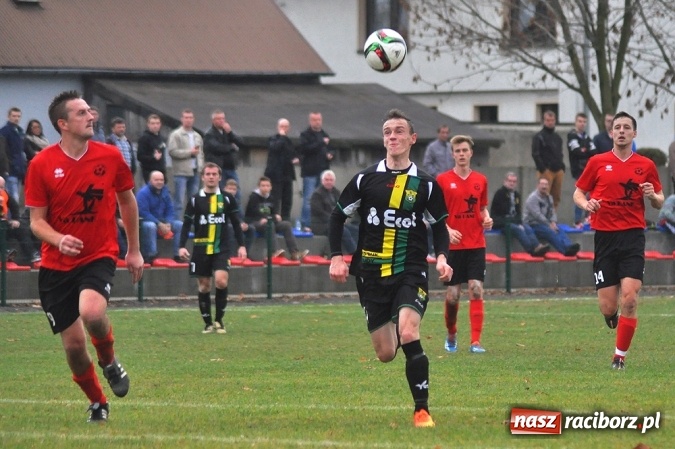 Zdjęcie w galerii na portalu naszraciborz.pl: Buk Rudy liderem A klasy po skromnej wygranej w Tworkowie wiadomości z regionu