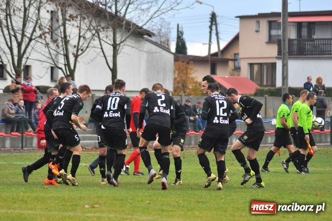 Zdjęcie w galerii na portalu naszraciborz.pl: Buk Rudy liderem A klasy po skromnej wygranej w Tworkowie wiadomości z regionu