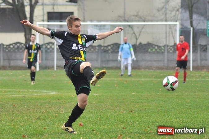 Zdjęcie w galerii na portalu naszraciborz.pl: Buk Rudy liderem A klasy po skromnej wygranej w Tworkowie wiadomości z regionu