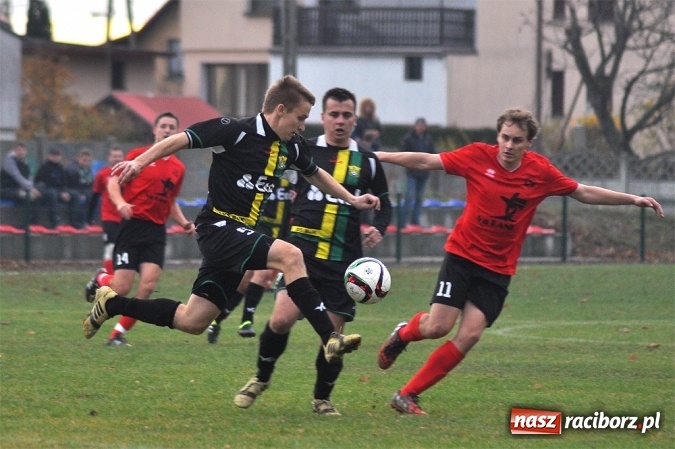 Zdjęcie w galerii na portalu naszraciborz.pl: Buk Rudy liderem A klasy po skromnej wygranej w Tworkowie wiadomości z regionu