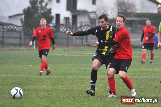Zdjęcie w galerii na portalu naszraciborz.pl: Buk Rudy liderem A klasy po skromnej wygranej w Tworkowie wiadomości z regionu