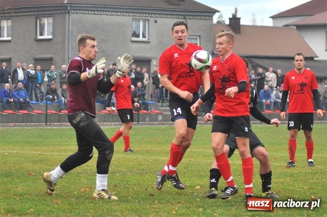 Zdjęcie w galerii na portalu naszraciborz.pl: Buk Rudy liderem A klasy po skromnej wygranej w Tworkowie wiadomości z regionu