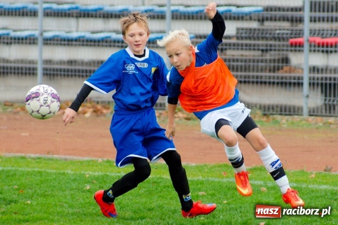 Zdjęcie w galerii na portalu naszraciborz.pl: Unia lepsza od MKS Żory. Mistrzostwo i awans dla raciborzan! wiadomości z regionu