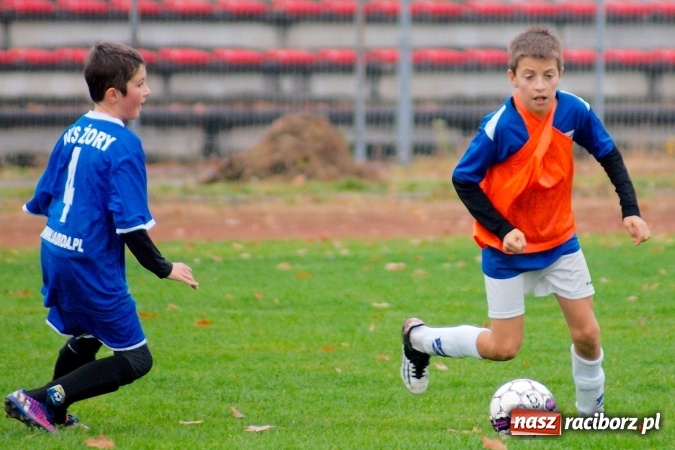 Zdjęcie w galerii na portalu naszraciborz.pl: Unia lepsza od MKS Żory. Mistrzostwo i awans dla raciborzan! wiadomości z regionu