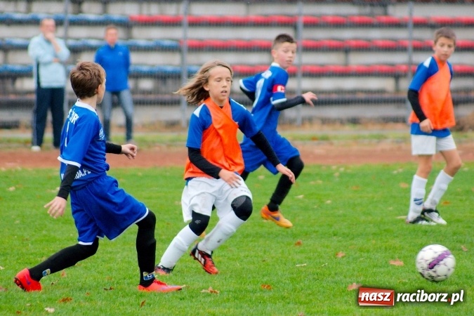 Zdjęcie w galerii na portalu naszraciborz.pl: Unia lepsza od MKS Żory. Mistrzostwo i awans dla raciborzan! wiadomości z regionu