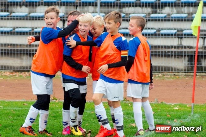 Zdjęcie w galerii na portalu naszraciborz.pl: Unia lepsza od MKS Żory. Mistrzostwo i awans dla raciborzan! wiadomości z regionu
