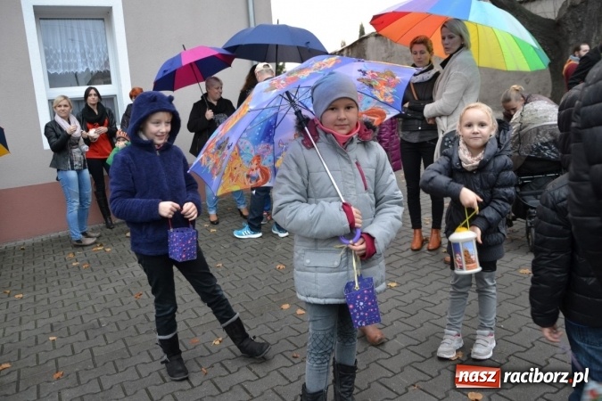 Zdjęcie w galerii na portalu naszraciborz.pl: Bieńkowice: św. Marcin z wielkim hukiem wiadomości z regionu