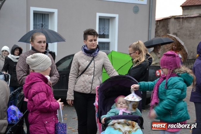 Zdjęcie w galerii na portalu naszraciborz.pl: Bieńkowice: św. Marcin z wielkim hukiem wiadomości z regionu