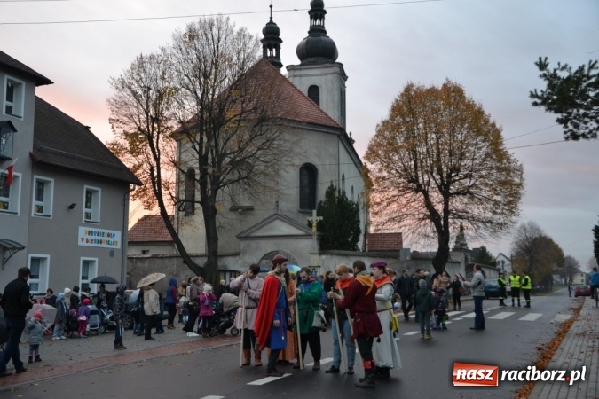 Zdjęcie w galerii na portalu naszraciborz.pl: Bieńkowice: św. Marcin z wielkim hukiem wiadomości z regionu