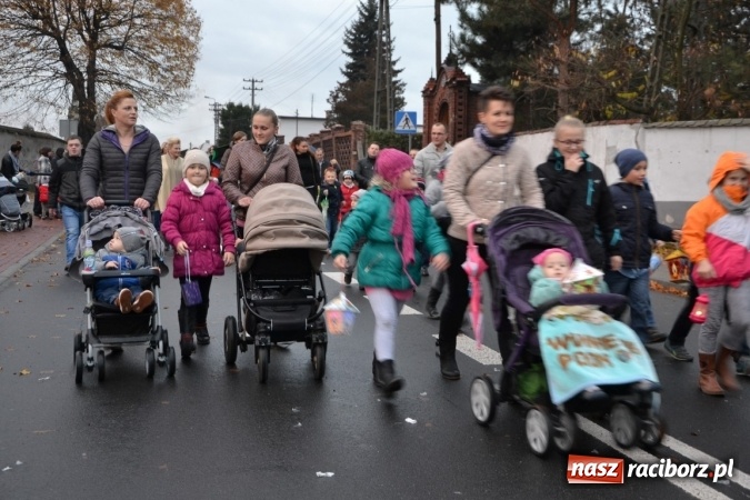Zdjęcie w galerii na portalu naszraciborz.pl: Bieńkowice: św. Marcin z wielkim hukiem wiadomości z regionu