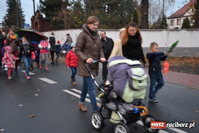 Zdjęcie w galerii na portalu naszraciborz.pl: Bieńkowice: św. Marcin z wielkim hukiem wiadomości z regionu