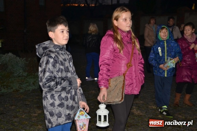 Zdjęcie w galerii na portalu naszraciborz.pl: Bieńkowice: św. Marcin z wielkim hukiem wiadomości z regionu