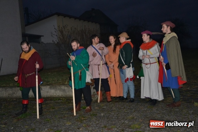 Zdjęcie w galerii na portalu naszraciborz.pl: Bieńkowice: św. Marcin z wielkim hukiem wiadomości z regionu