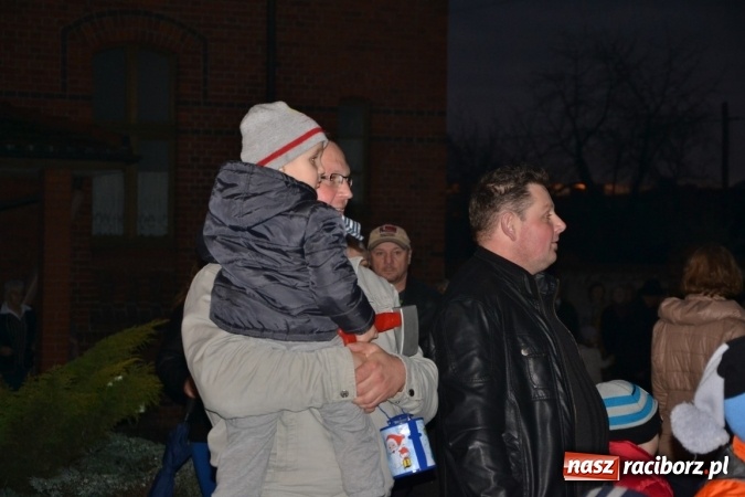 Zdjęcie w galerii na portalu naszraciborz.pl: Bieńkowice: św. Marcin z wielkim hukiem wiadomości z regionu