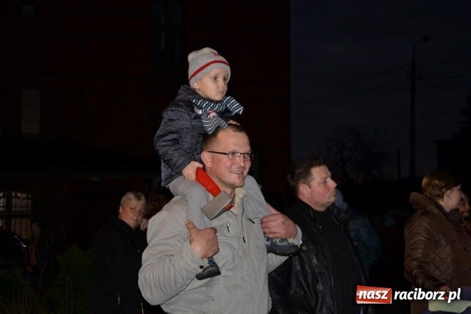 Zdjęcie w galerii na portalu naszraciborz.pl: Bieńkowice: św. Marcin z wielkim hukiem wiadomości z regionu