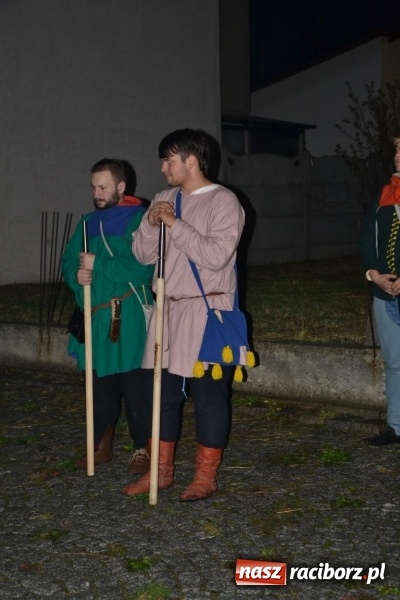 Zdjęcie w galerii na portalu naszraciborz.pl: Bieńkowice: św. Marcin z wielkim hukiem wiadomości z regionu