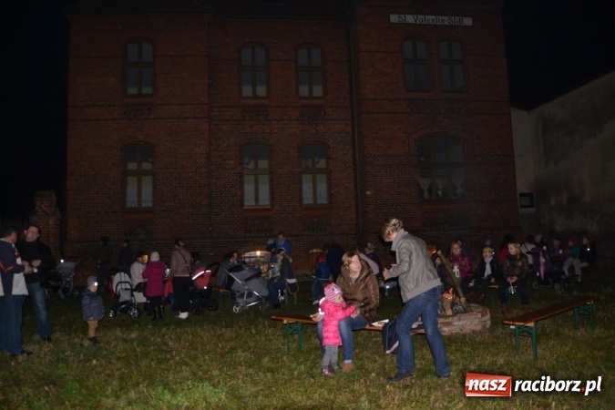 Zdjęcie w galerii na portalu naszraciborz.pl: Bieńkowice: św. Marcin z wielkim hukiem wiadomości z regionu