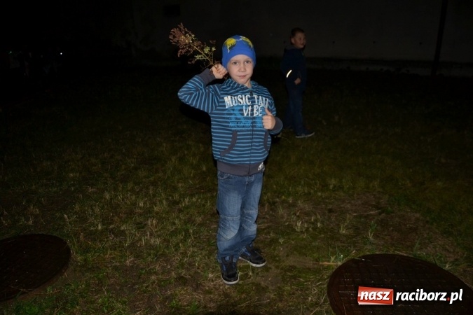 Zdjęcie w galerii na portalu naszraciborz.pl: Bieńkowice: św. Marcin z wielkim hukiem wiadomości z regionu