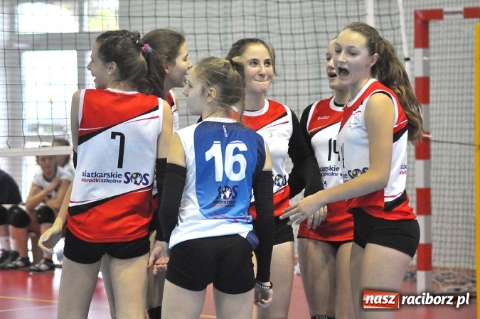 Zdjęcie w galerii na portalu naszraciborz.pl: W Krzanowicach siatkarki walczyły o puchar starosty wiadomości z regionu