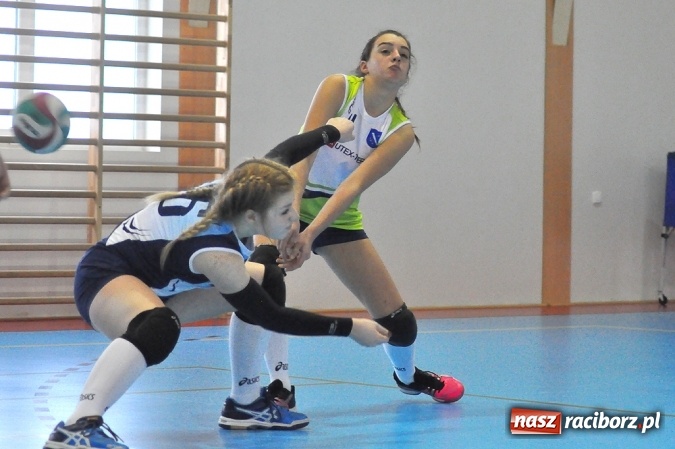 Zdjęcie w galerii na portalu naszraciborz.pl: W Krzanowicach siatkarki walczyły o puchar starosty wiadomości z regionu