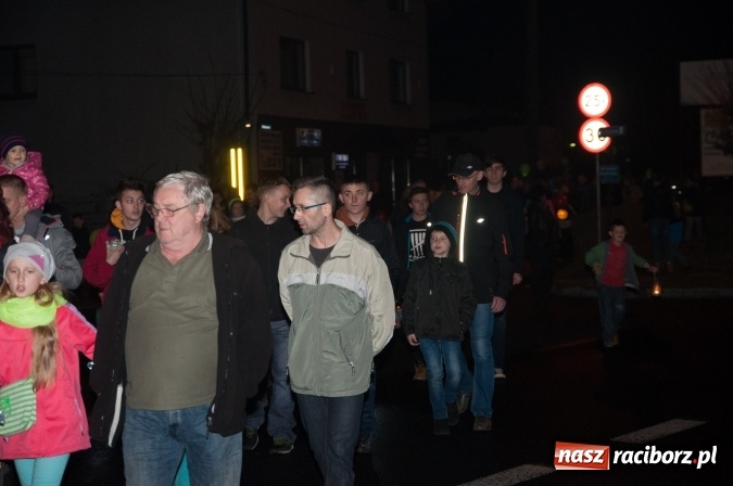 Zdjęcie w galerii na portalu naszraciborz.pl: W Kuźni Raciborskiej święty Marcin promował… profilaktykę zdrowotną mężczyzn wiadomości z regionu