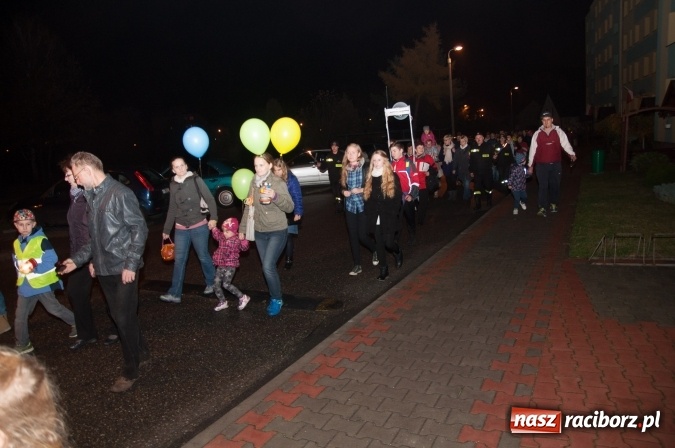 Zdjęcie w galerii na portalu naszraciborz.pl: W Kuźni Raciborskiej święty Marcin promował… profilaktykę zdrowotną mężczyzn wiadomości z regionu