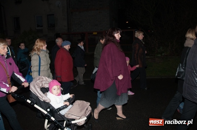 Zdjęcie w galerii na portalu naszraciborz.pl: Święty Marcin w Markowicach – nabożeństwo, procesja, przedstawienie i… rogale! wiadomości z regionu