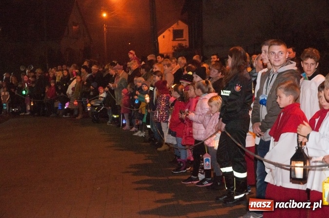 Zdjęcie w galerii na portalu naszraciborz.pl: Święty Marcin w Markowicach – nabożeństwo, procesja, przedstawienie i… rogale! wiadomości z regionu