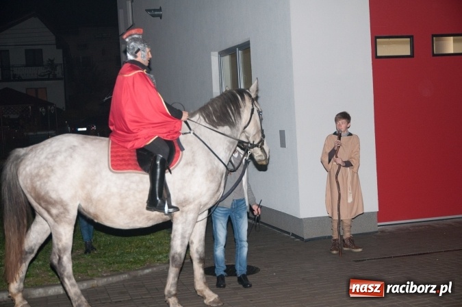 Zdjęcie w galerii na portalu naszraciborz.pl: Święty Marcin w Markowicach – nabożeństwo, procesja, przedstawienie i… rogale! wiadomości z regionu