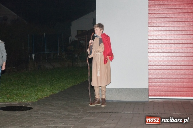 Zdjęcie w galerii na portalu naszraciborz.pl: Święty Marcin w Markowicach – nabożeństwo, procesja, przedstawienie i… rogale! wiadomości z regionu