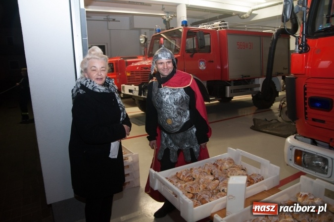 Zdjęcie w galerii na portalu naszraciborz.pl: Święty Marcin w Markowicach – nabożeństwo, procesja, przedstawienie i… rogale! wiadomości z regionu