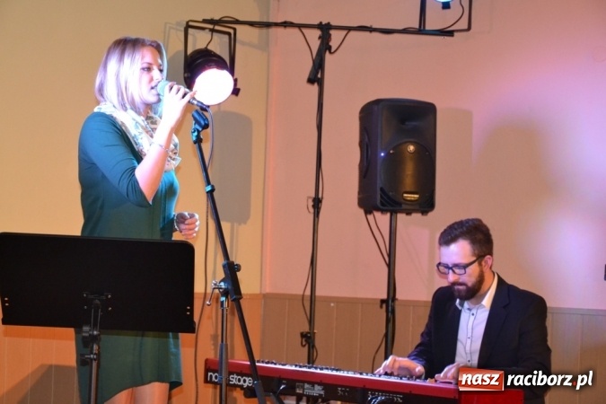 Zdjęcie w galerii na portalu naszraciborz.pl: Jesienny pociąg pełen seniorów!  wiadomości z regionu