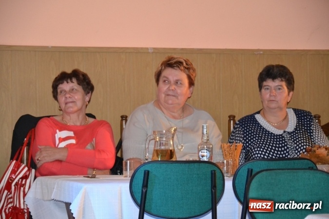 Zdjęcie w galerii na portalu naszraciborz.pl: Jesienny pociąg pełen seniorów!  wiadomości z regionu