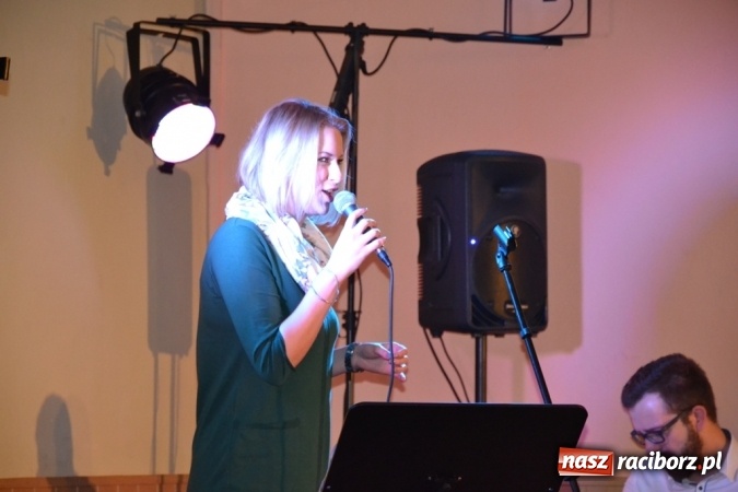 Zdjęcie w galerii na portalu naszraciborz.pl: Jesienny pociąg pełen seniorów!  wiadomości z regionu