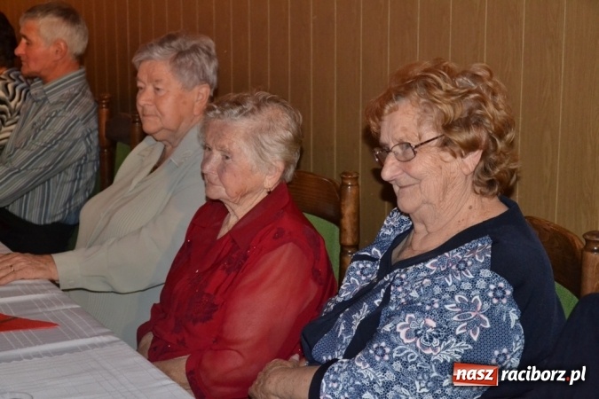 Zdjęcie w galerii na portalu naszraciborz.pl: Jesienny pociąg pełen seniorów!  wiadomości z regionu