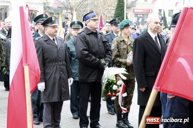 Zdjęcie w galerii na portalu naszraciborz.pl: Uczniowie ZSOMS na rybnickich obchodach Święta Niepodległości  wiadomości z regionu