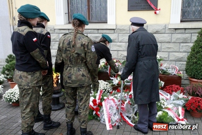 Zdjęcie w galerii na portalu naszraciborz.pl: Uczniowie ZSOMS na rybnickich obchodach Święta Niepodległości  wiadomości z regionu