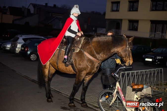 Zdjęcie w galerii na portalu naszraciborz.pl: Święty Marcin na koniu w Owsiszczach wiadomości z regionu